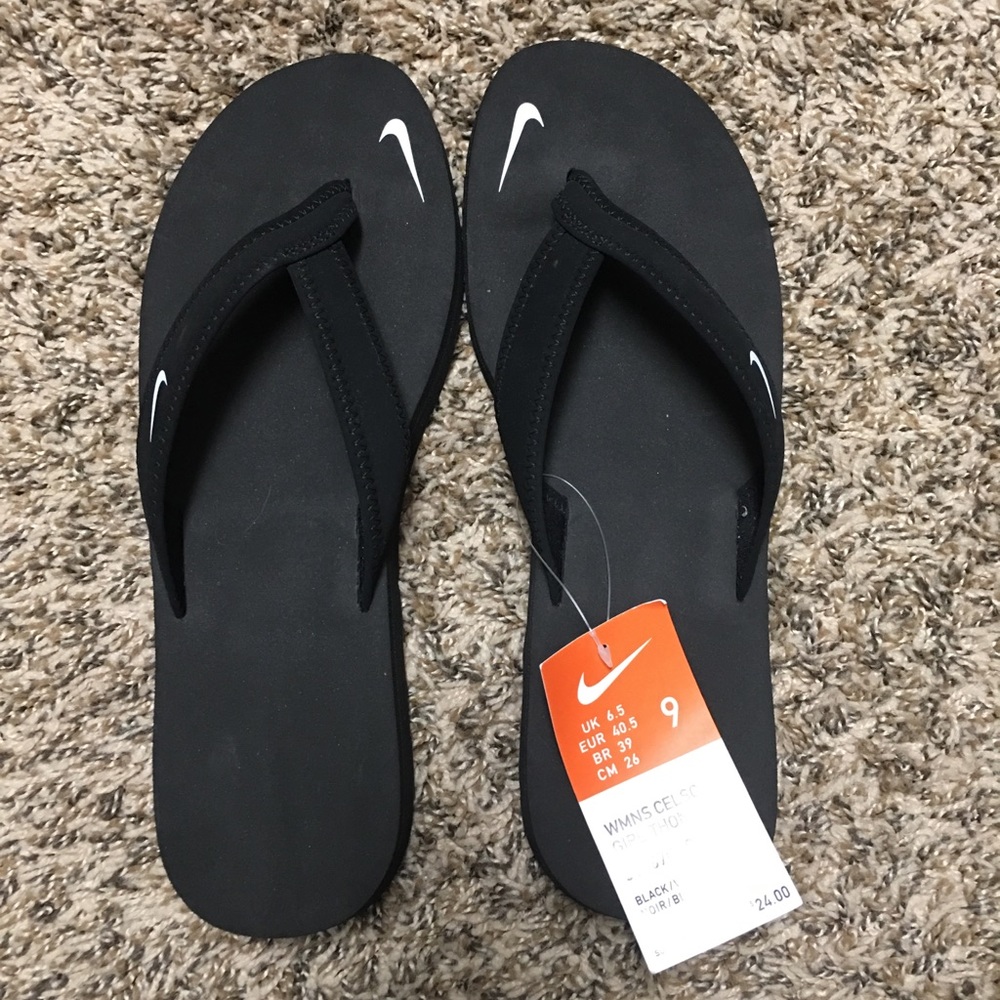 Nike flip flops